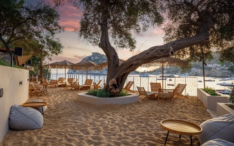 AKROTIRI BEACH HOTEL - SOLO ADULTI
